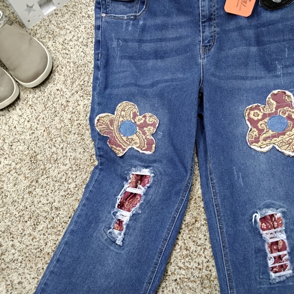 3881 Size 12 Est. 1946 Denim Floral Applique Straight Leg Jeans - Picture 3 of 6